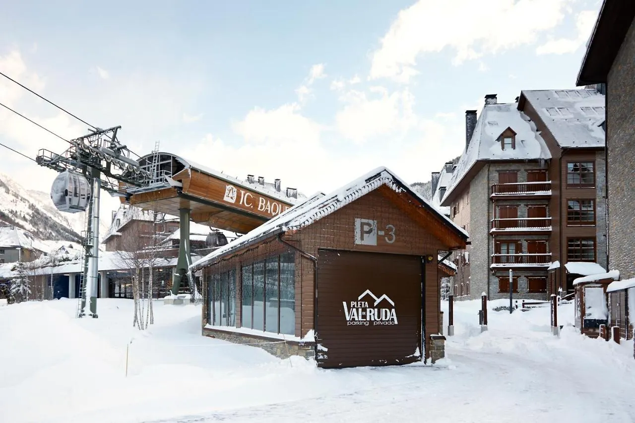 Apartment Val De Ruda Luxe 61 By Feelfree Rentals Naut Aran